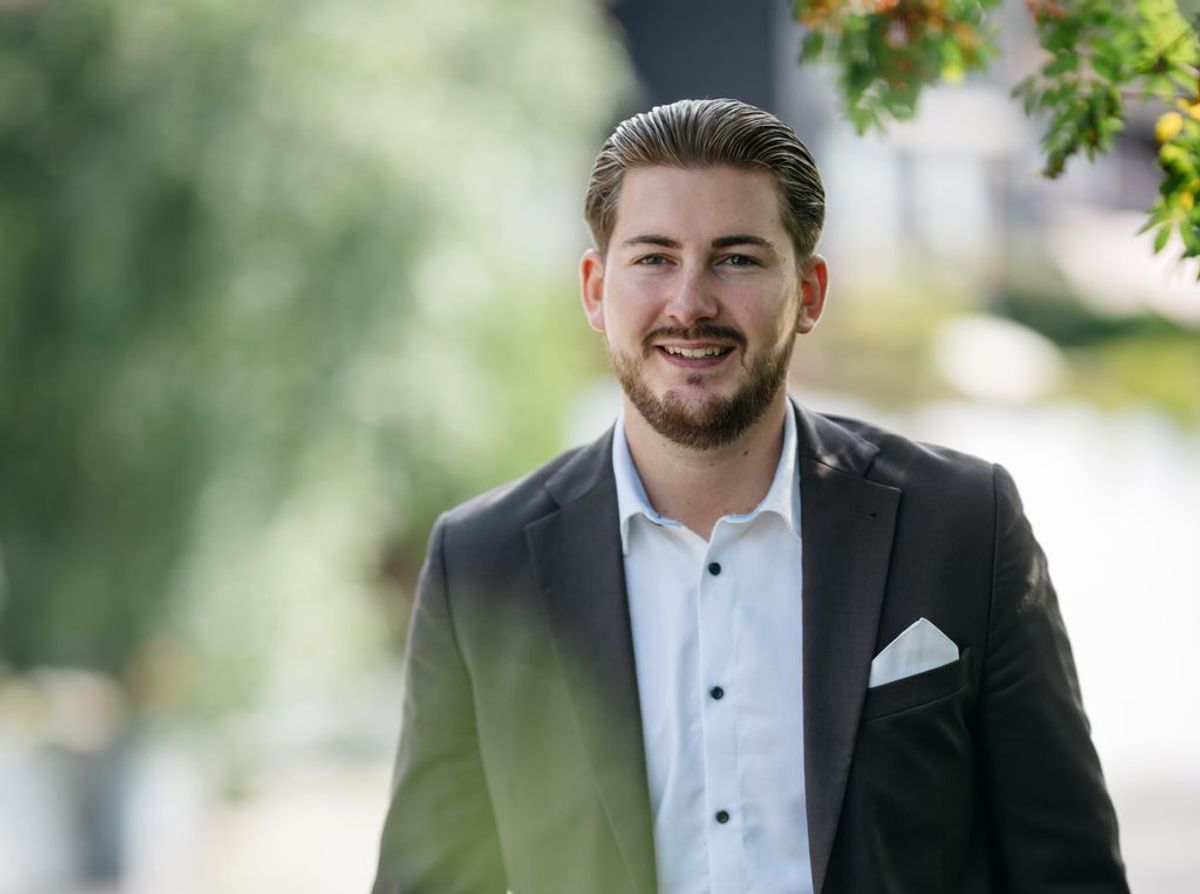 Portrett av eiendomsmegler Markus Nyhoff Hagen