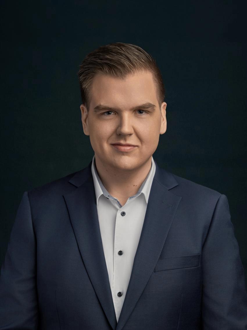 Portrett av eiendomsmegler Andreas Fostad Loeng