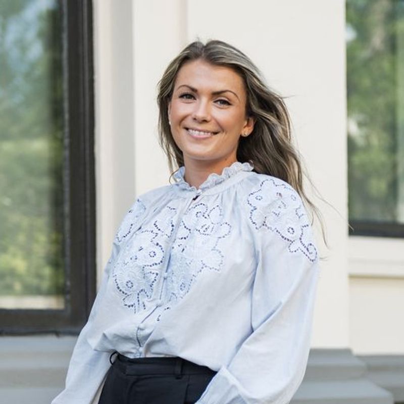 Portrett av eiendomsmegler Sandra Kjellsen