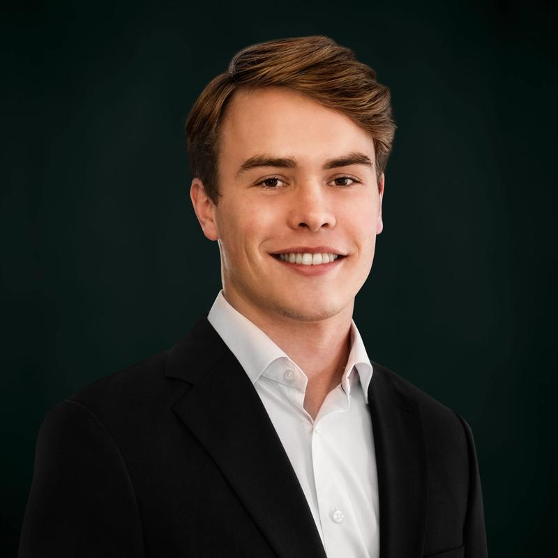Portrett av eiendomsmegler Jonas Skovly