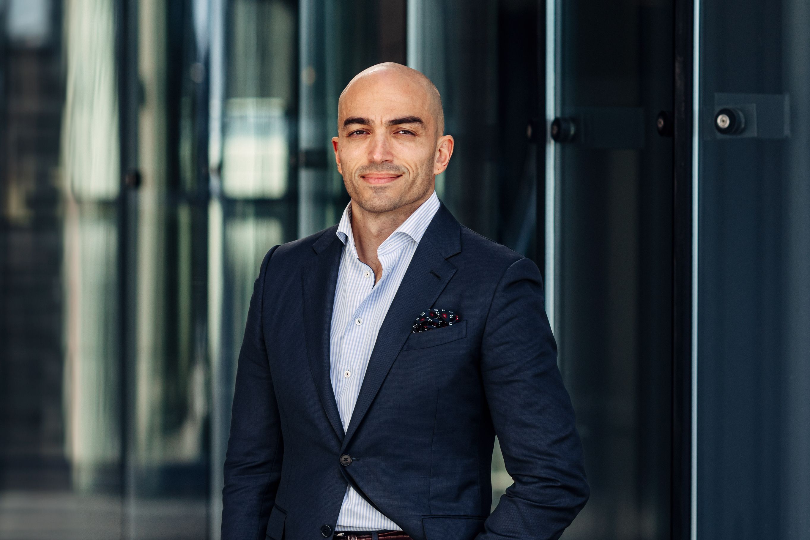 Portrett av eiendomsmegler Aouss Farhad