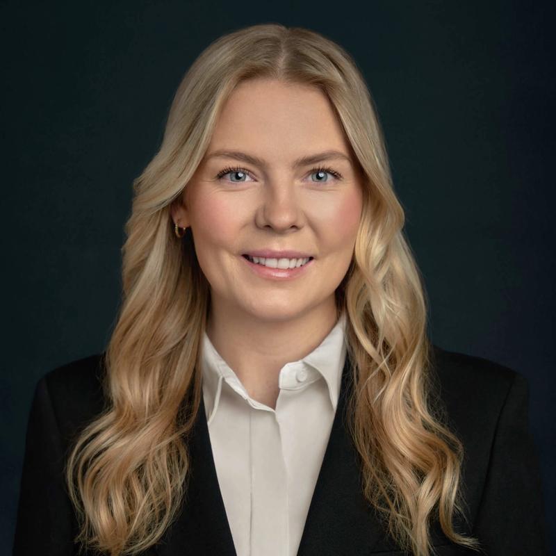 Portrett av eiendomsmegler Karoline Dovland