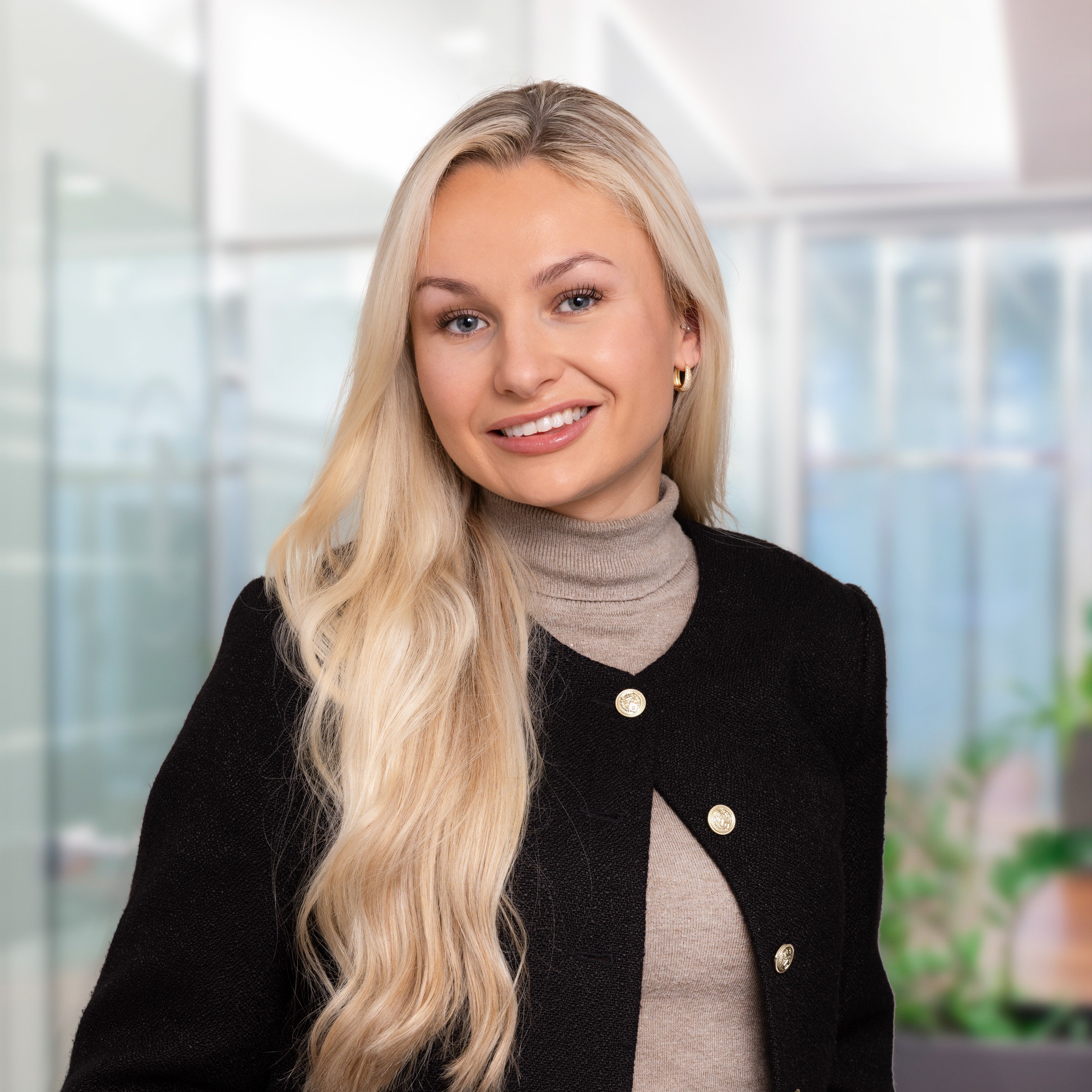 Portrett av eiendomsmeglerfullmektig Kimberly Haugen Breen