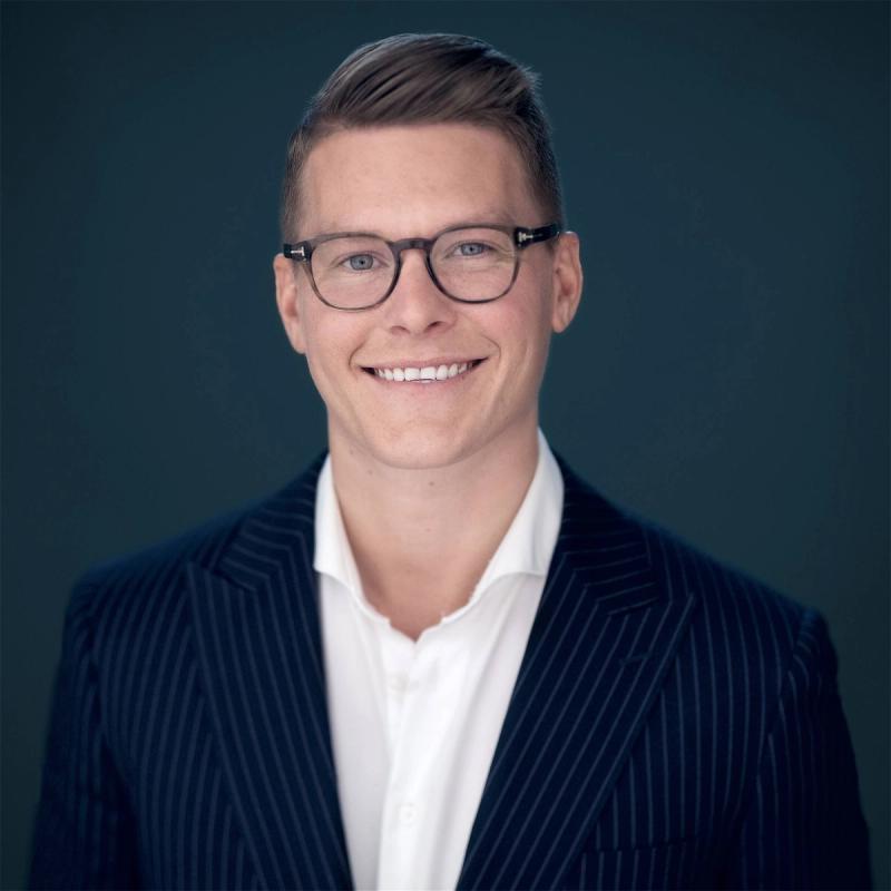 Portrett av eiendomsmegler Morten Møller-Olsen