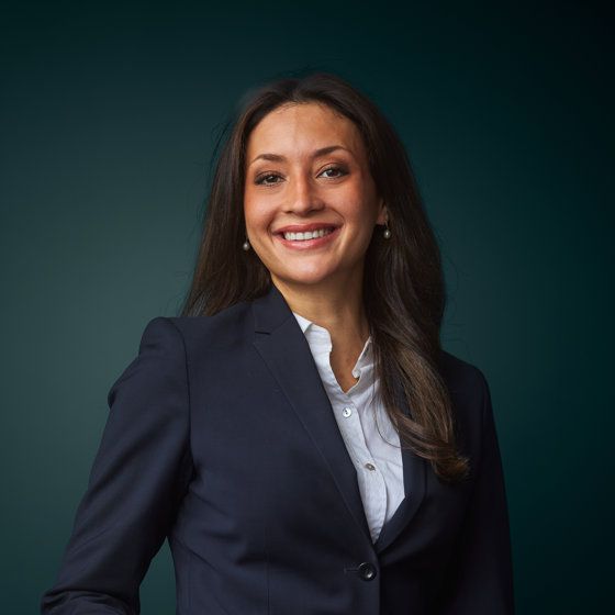 Portrett av eiendomsmeglerfullmektig Adriana Jaqueline Lima