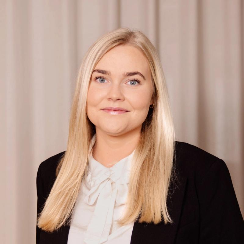Portrett av eiendomsmegler Tanja Sønsthagen
