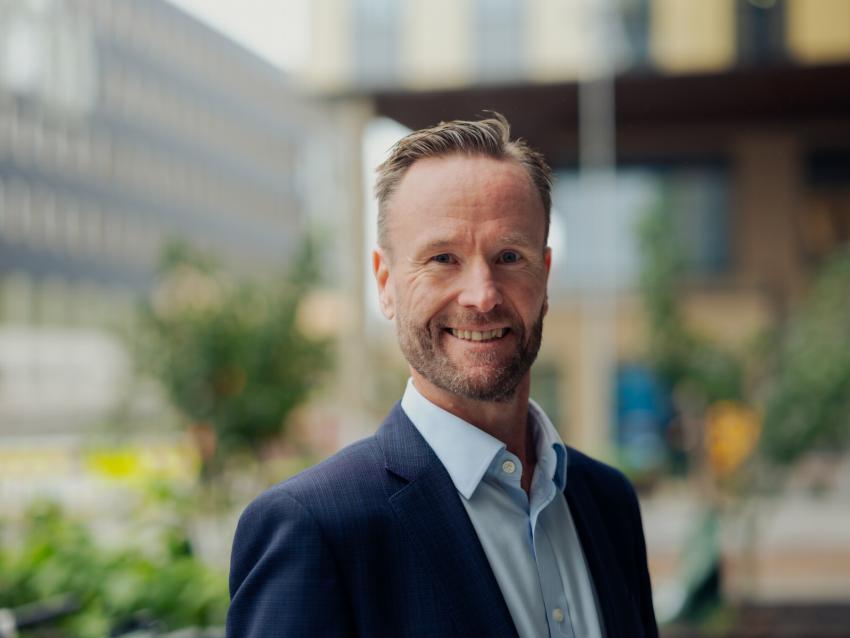 Portrett av eiendomsmegler Nils Tore Gjone