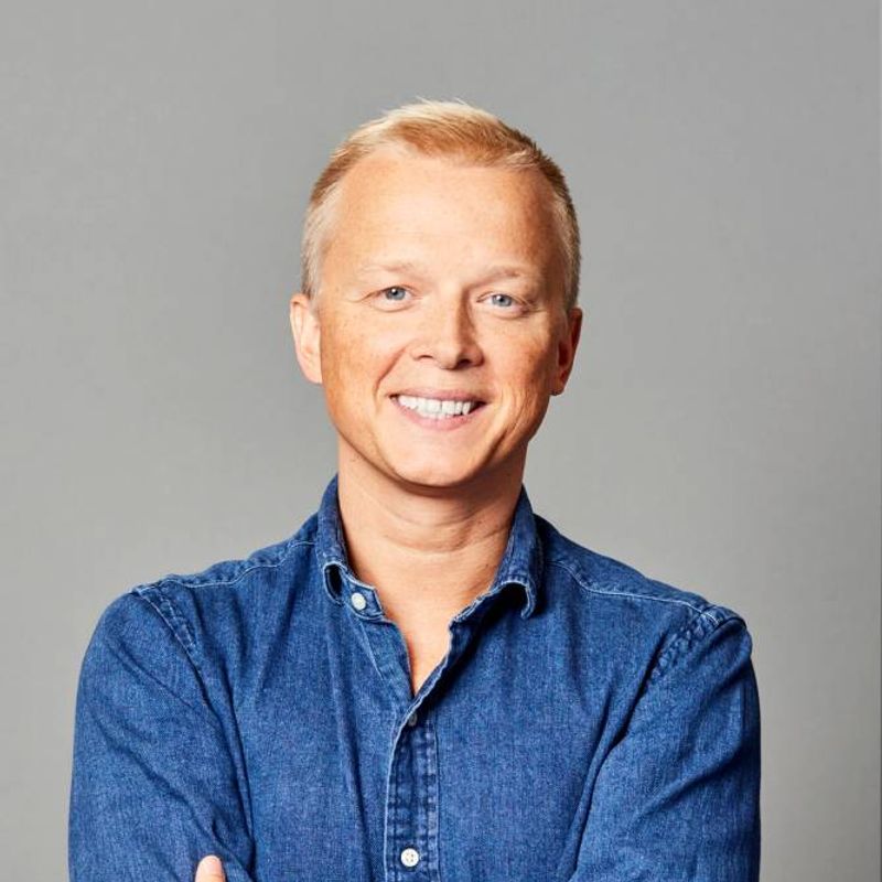 Portrett av eiendomsmegler Henrik Hisdal