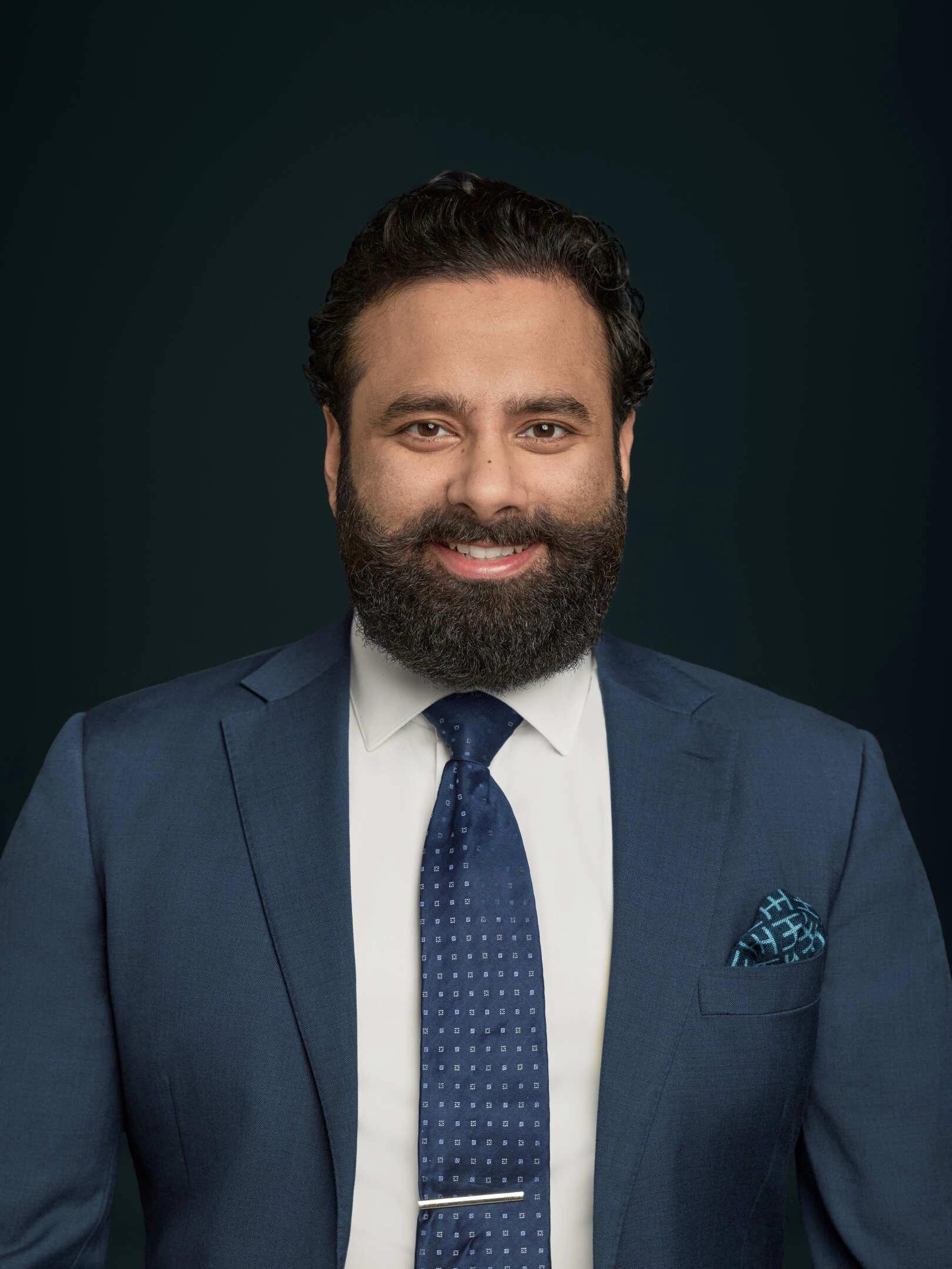 Portrett av eiendomsmegler Avrinder Singh Hundal