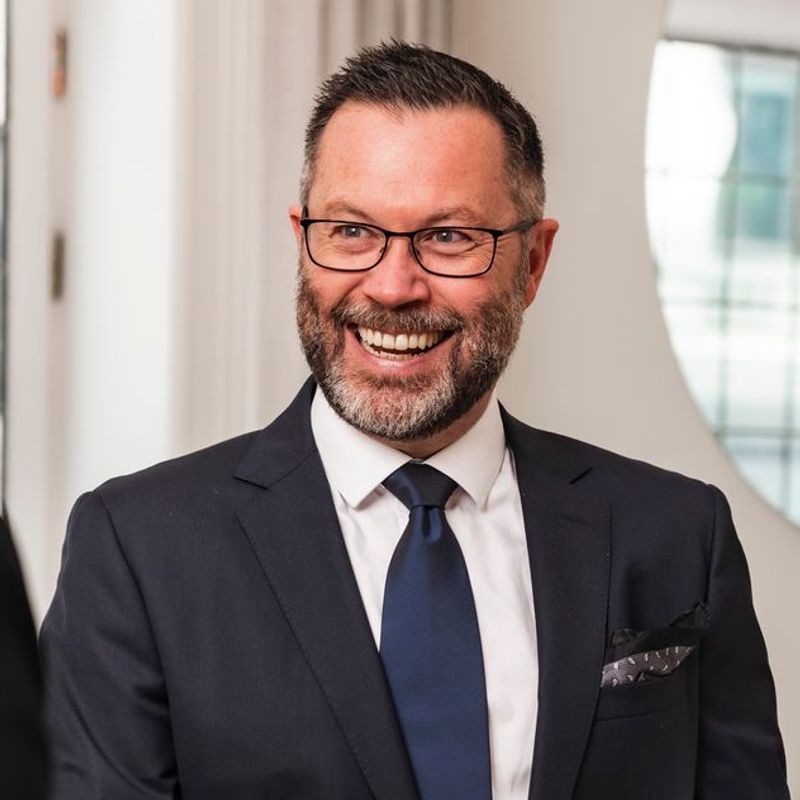 Portrett av eiendomsmegler Geir H. Zetterstrøm