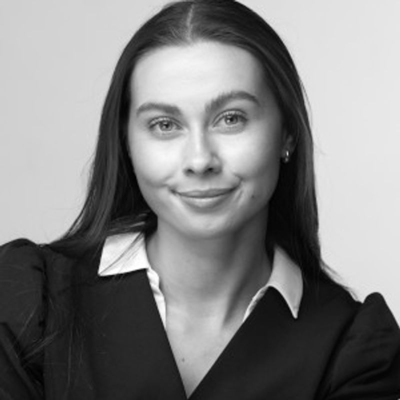 Portrett av eiendomsmegler Silvia Vahl