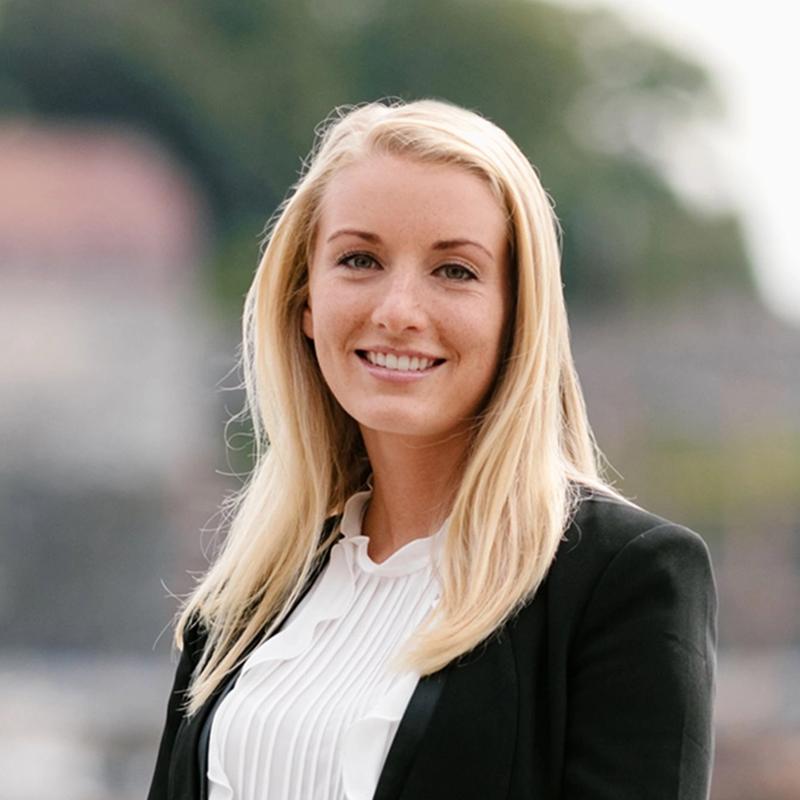 Portrett av eiendomsmegler Helene Røgler