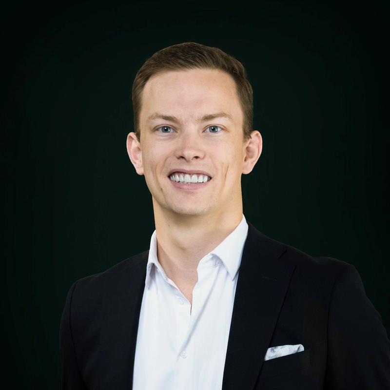 Portrett av eiendomsmegler Jonas Wright Olaussen