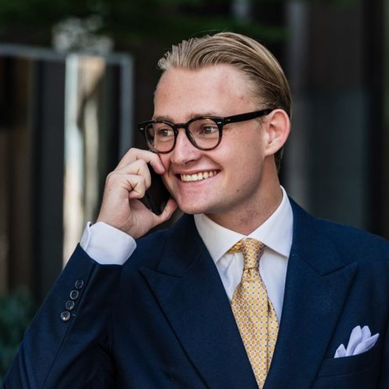 Portrett av eiendomsmeglerfullmektig Marius Sagen