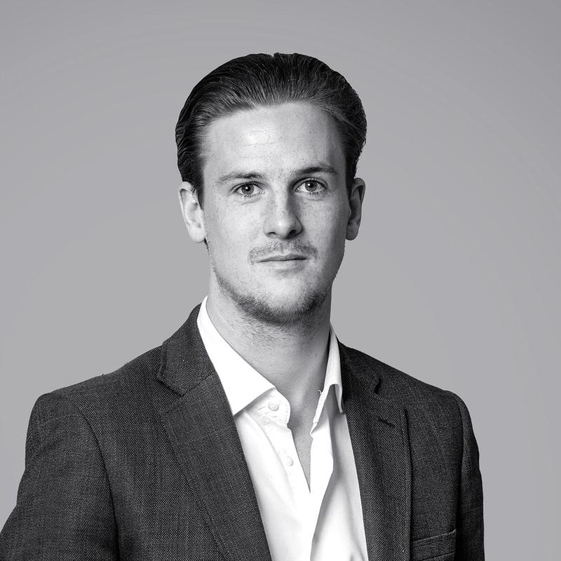 Portrett av eiendomsmeglerfullmektig Filip F. Larsen