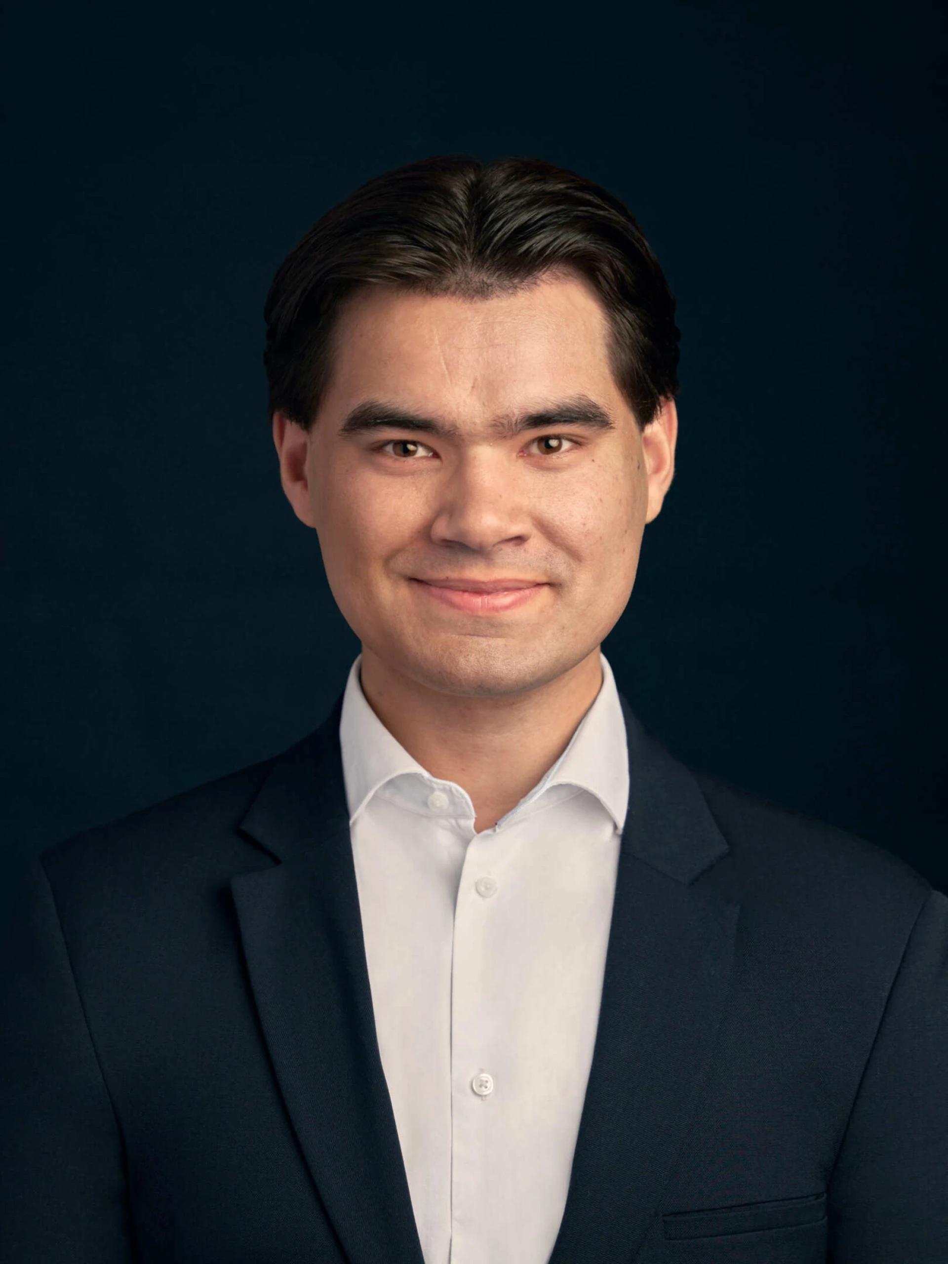 Portrett av eiendomsmeglerfullmektig Marcus Holberg Frei