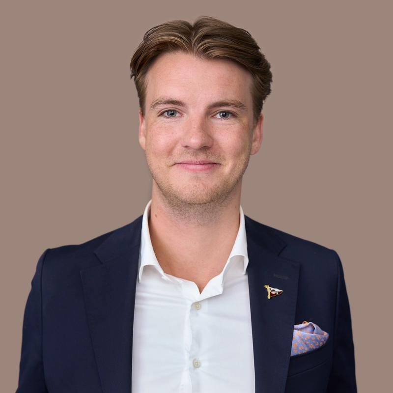Portrett av eiendomsmeglerfullmektig Alexander Lerberg