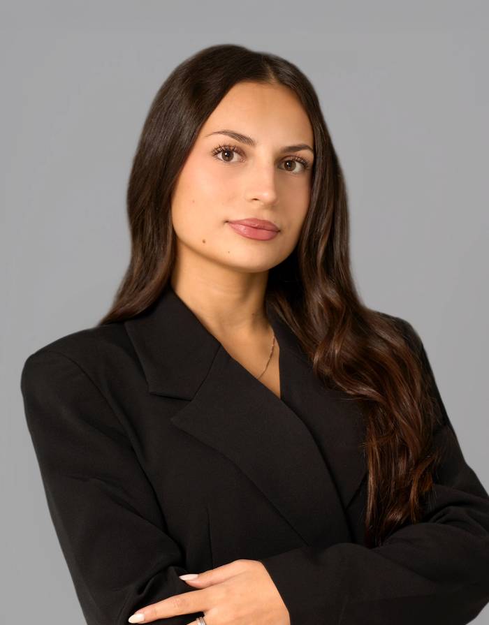 Portrett av eiendomsmeglerfullmektig Miranda Berisha