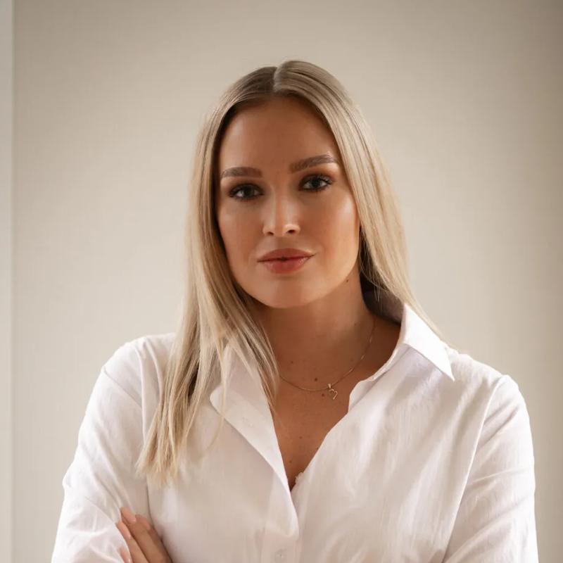 Portrett av eiendomsmeglerfullmektig Lone Marie Trandem