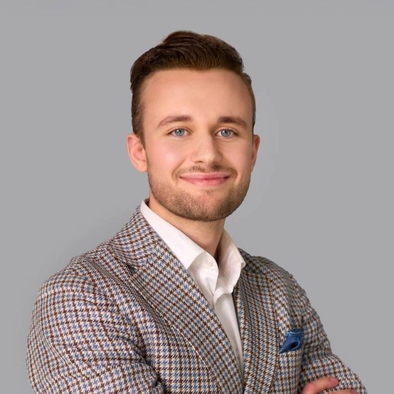 Portrett av eiendomsmeglerfullmektig Even Vik
