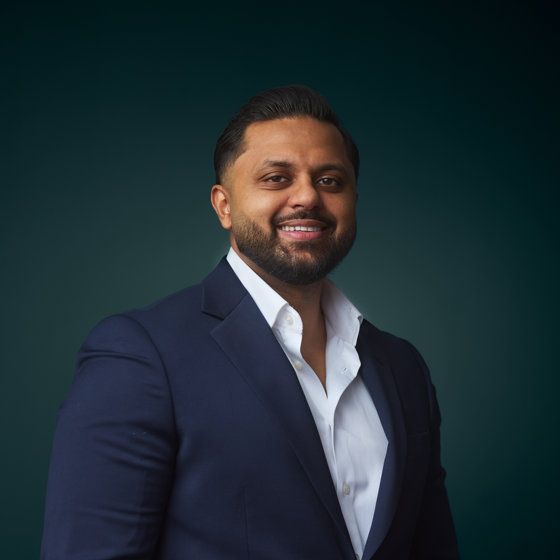 Portrett av eiendomsmegler Hassan Rehman