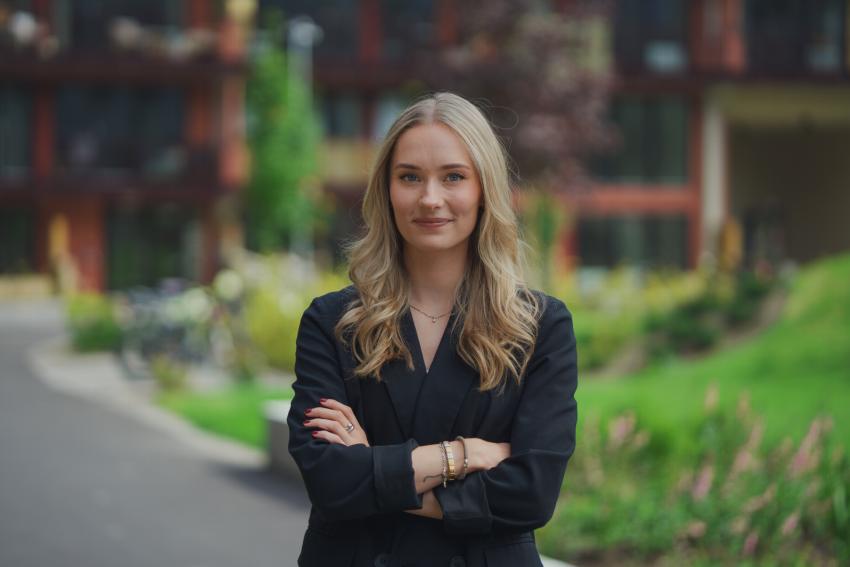 Portrett av eiendomsmeglerfullmektig Tonje Velle Utgård