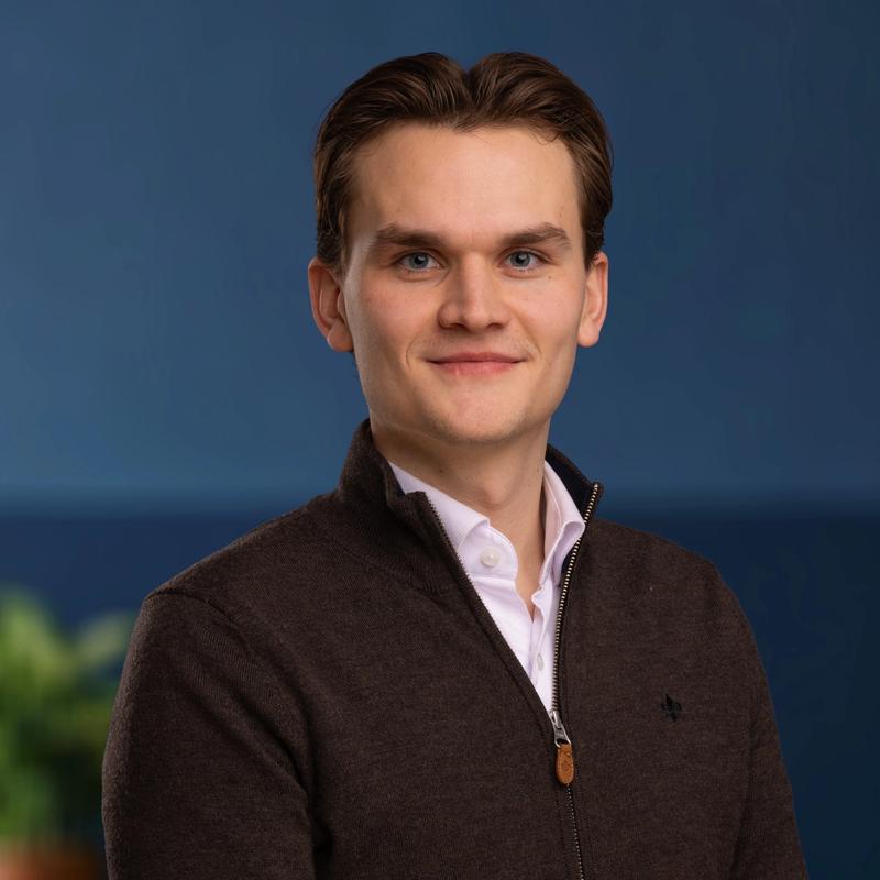 Portrett av eiendomsmegler Maximilian Aslaksen