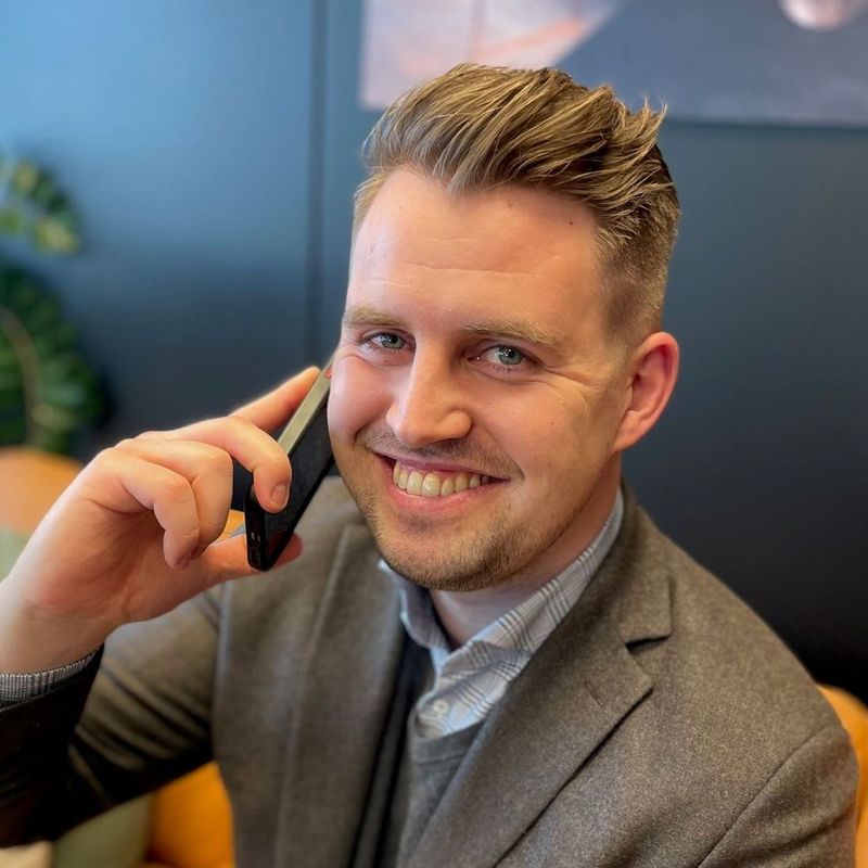 Portrett av eiendomsmegler Magnus Skinnarmo