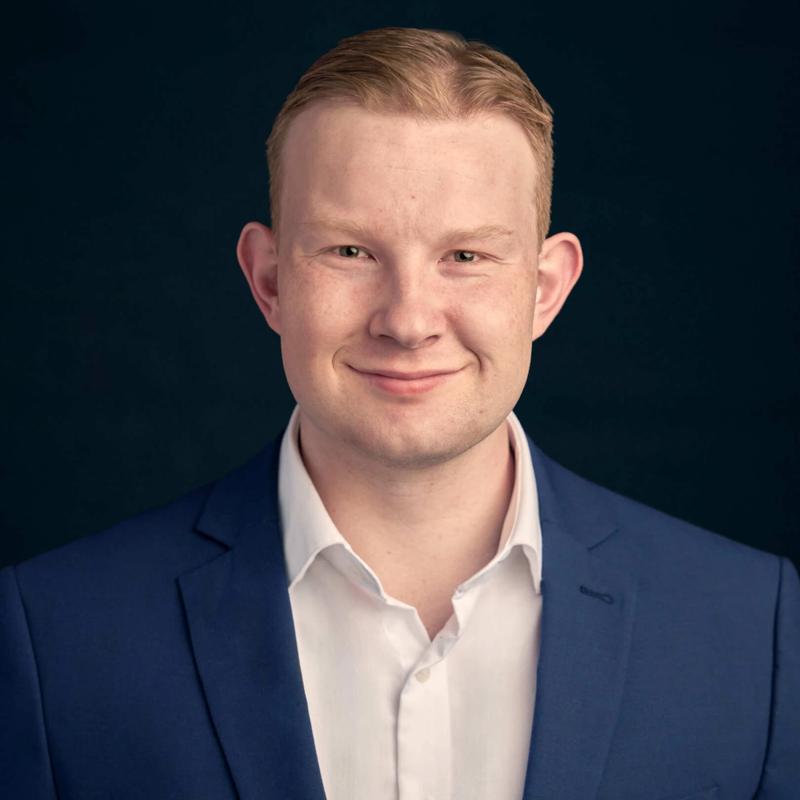 Portrett av eiendomsmeglerfullmektig Øivind Eivik Ryan