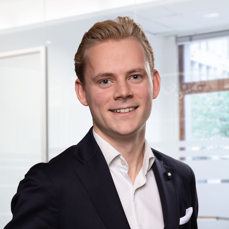 Portrett av eiendomsmegler Oliver Pettersen