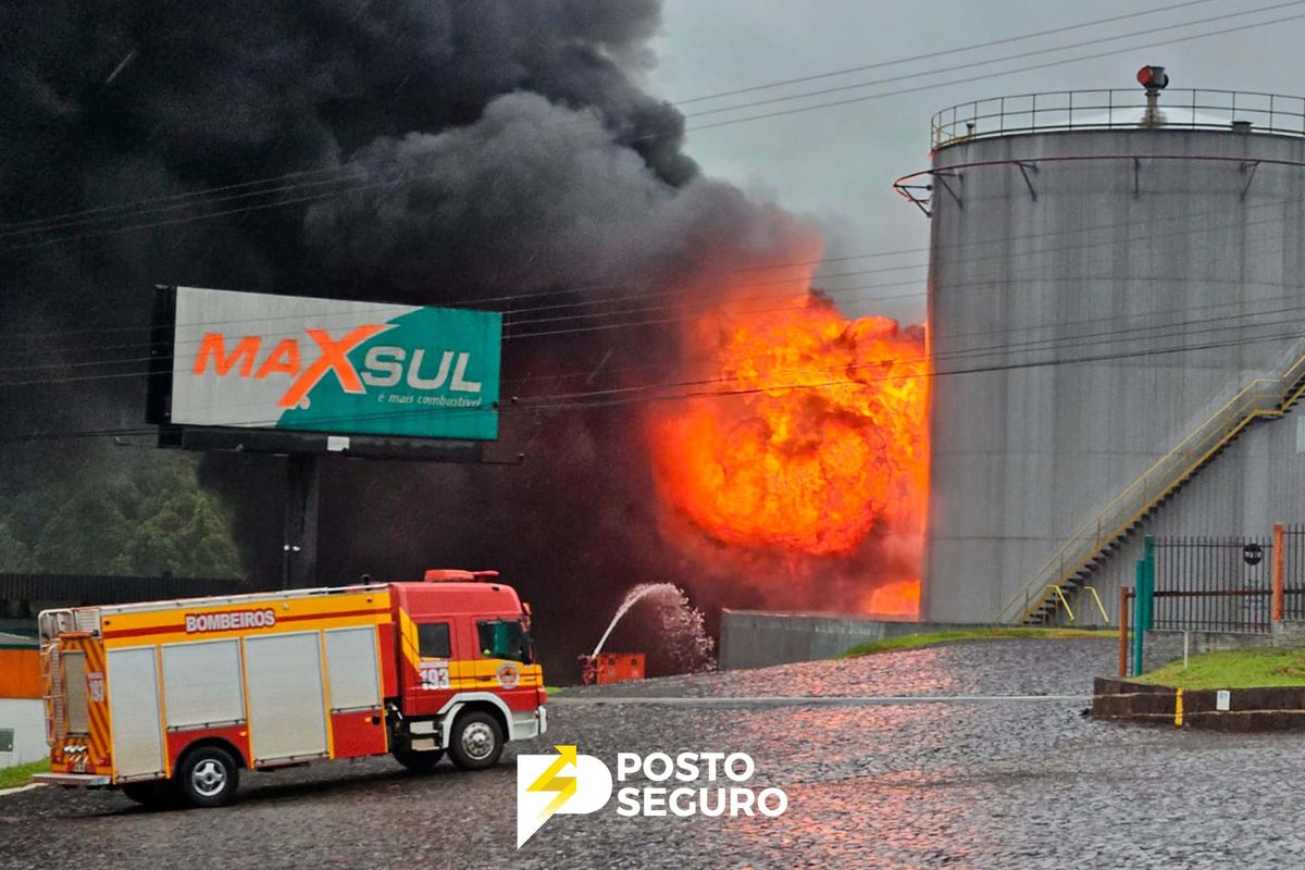 Incêndio atinge depósito da Maxsul em Chapecó