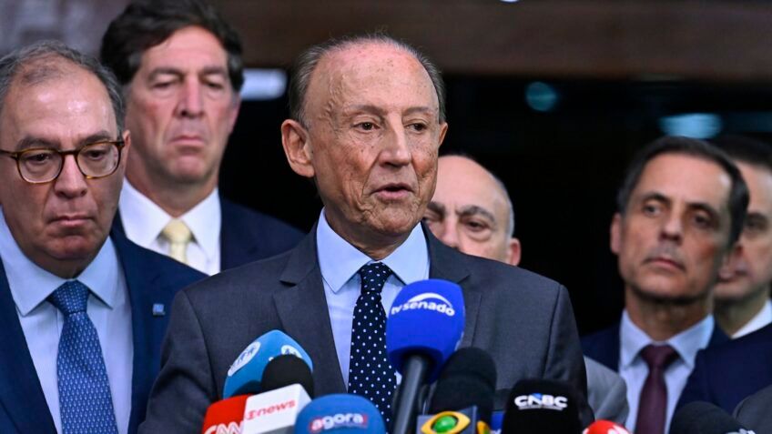 Fiesp critica tarifa zero para importação de veículos elétricos