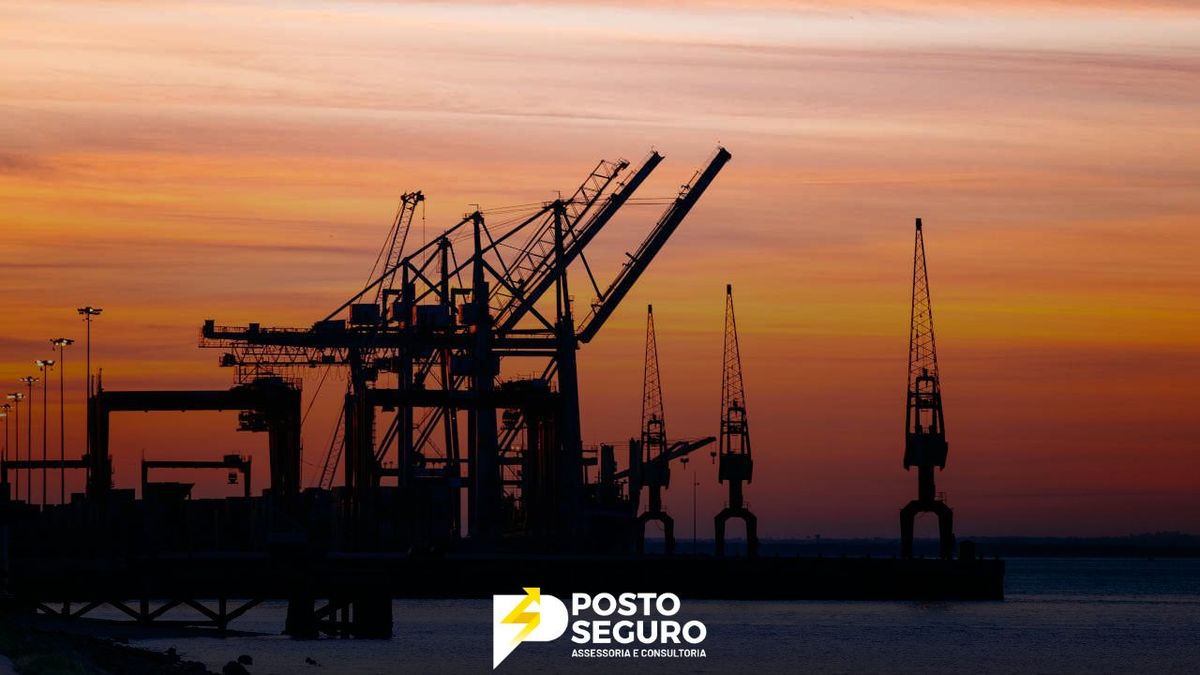 Fecha em alta o petróleo após redução de estoques nos EUA acima das expectativas.