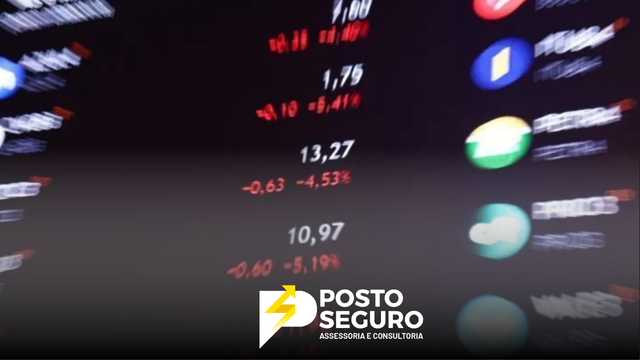 Dólar renova mínima do ano com Oriente Médio e juros no radar; bolsa sobe