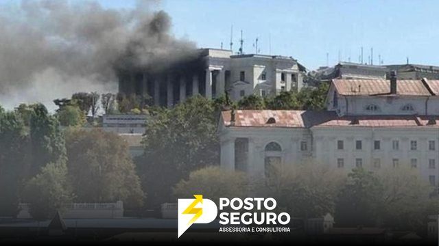 Rússia promete reagir a ataque fatal da Ucrânia na Crimeia e responsabiliza EUA.