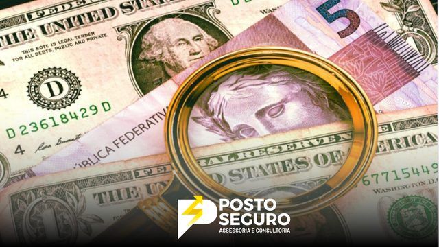 "Dólar acompanha exterior e fecha em baixa ante o real"