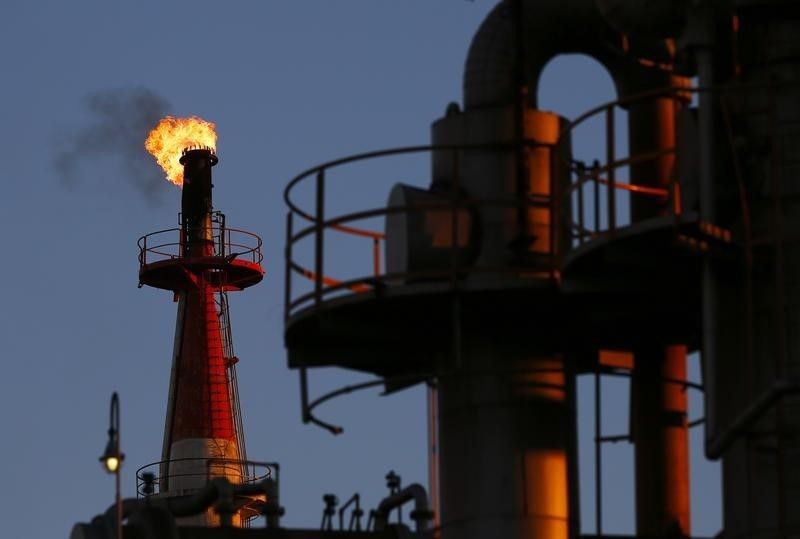 AIE eleva previsão anual de produção de petróleo em meio a aumento da Opep+
