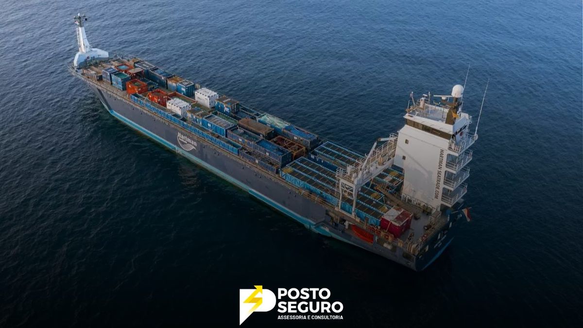Tanques cheios, rotas travadas: Navios com diesel russo acumulam-se na costa brasileira