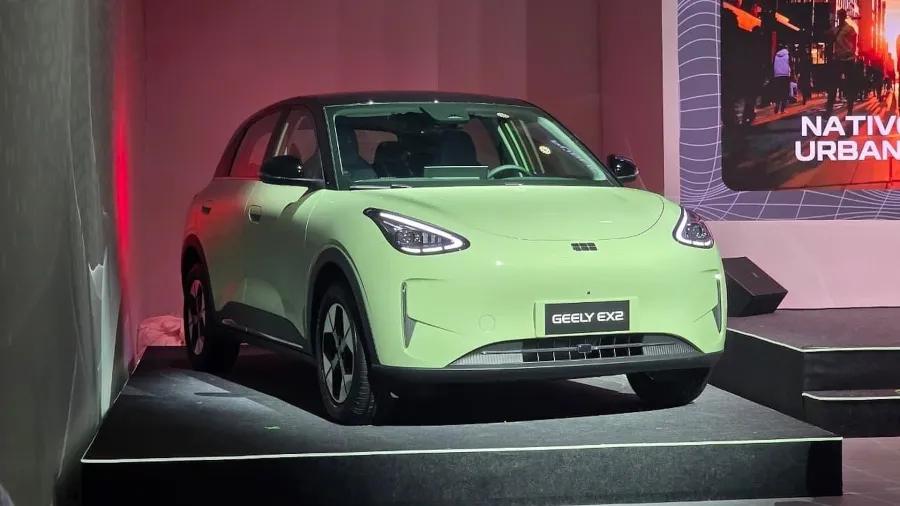 Salão do Automóvel traz elétricos e híbridos que rodam mais e gastam menos