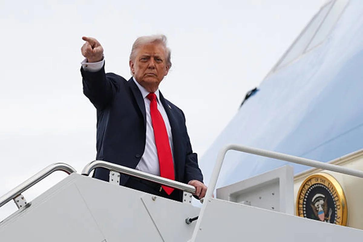 Trump sobe o tom e ameaça China com tarifa de 155% em 1º de novembro