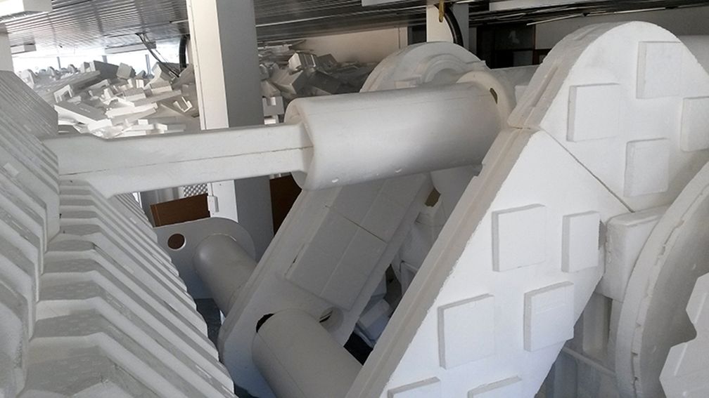 Image title for LHD loader - construction in the studio