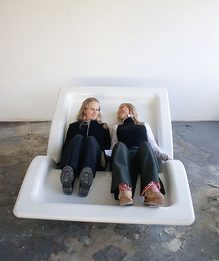 Image title for Rocking bathtub