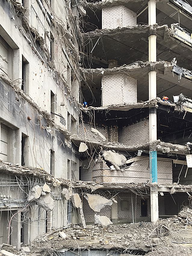 Image title for Toboggans during demolition