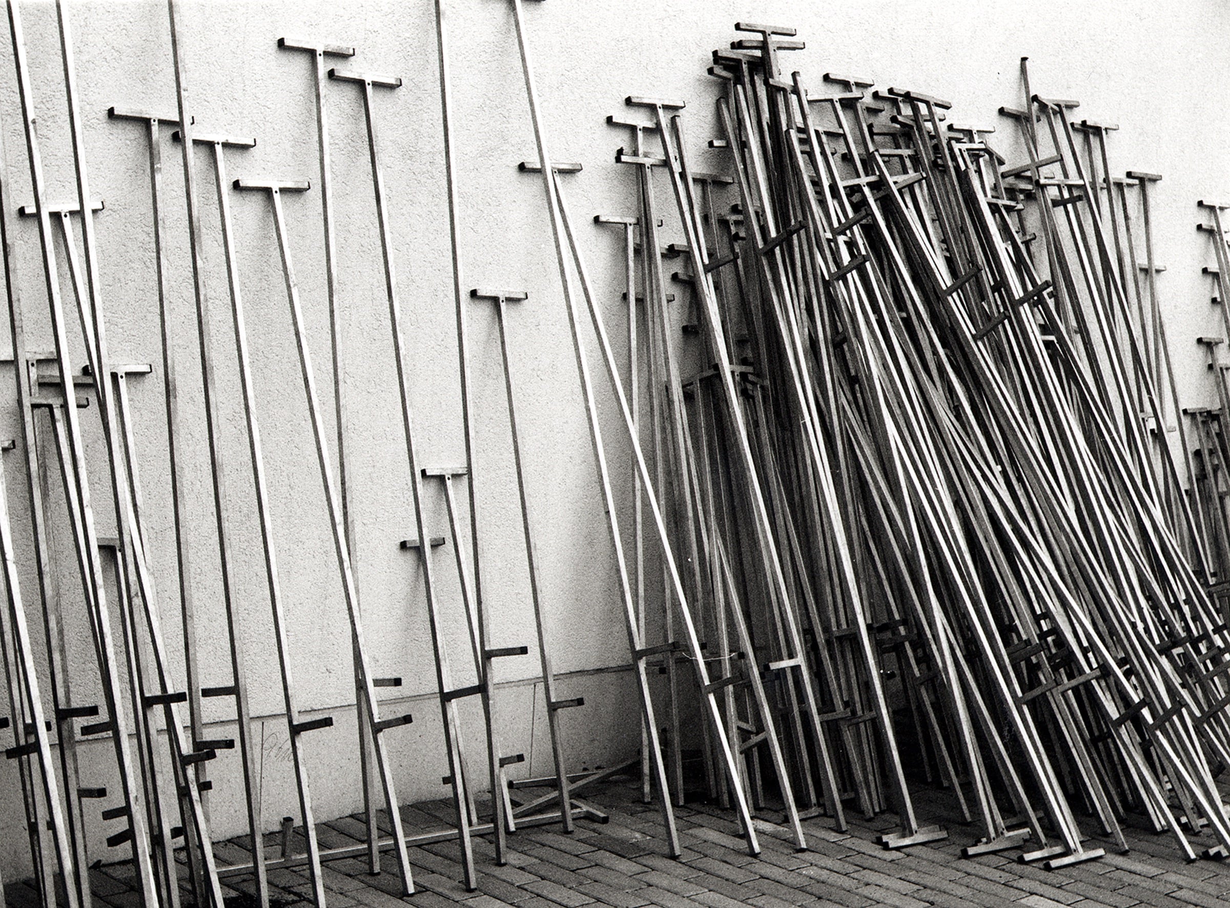 Image title for Stilts