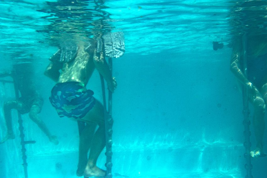Image title for Underwater stilts