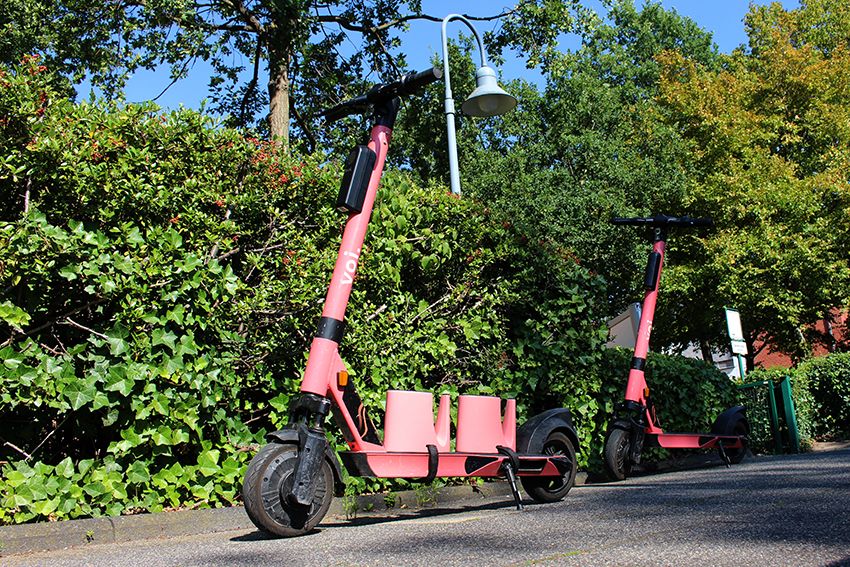 Image title for Lady Scooter