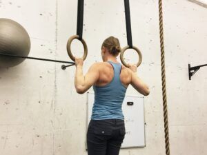 Chin ups for større bicep i fit zone træningscenter