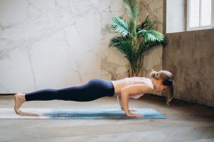 Træningsøvelser der kan gøres derhjemme uden fitnessudstyr
