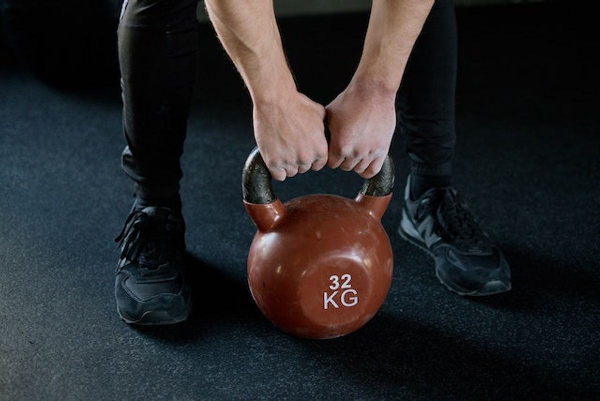 Træningsudstyr til derhjemme fremfor i fitness