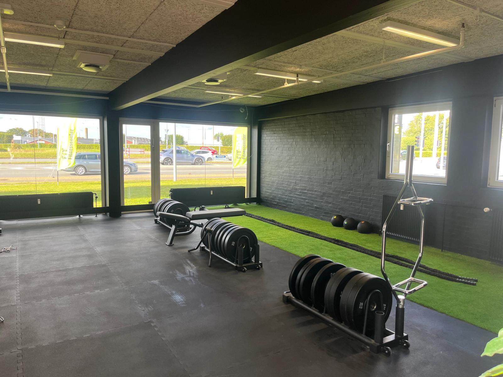 Gallery image 12